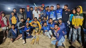 cricket competition In Balodabazar: बलौदाबाजार जिले में चल रहा क्रिकेट, रात्रि कालीन क्रिकेट प्रतियोगिता का समापन